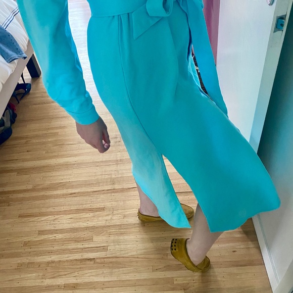 VD Lounge Turquoise Dress - Picture 5 of 7